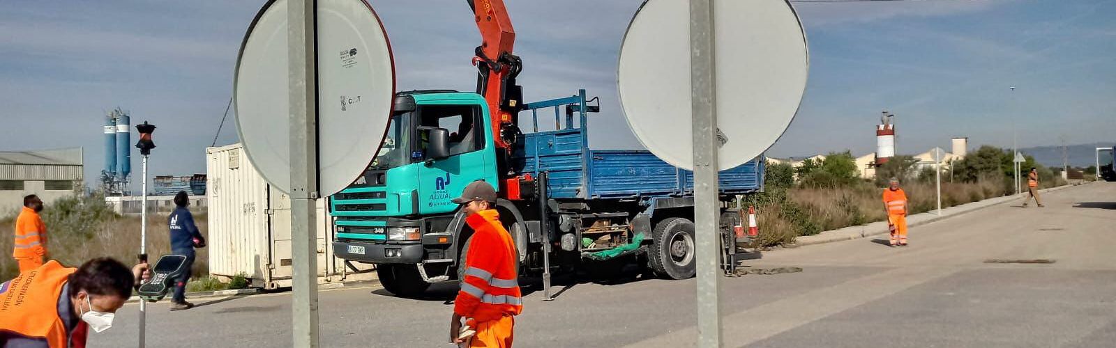 La Conselleria construye una rotonda para mejorar la seguridad del acceso al polígono Planes Altes en Vinaròs