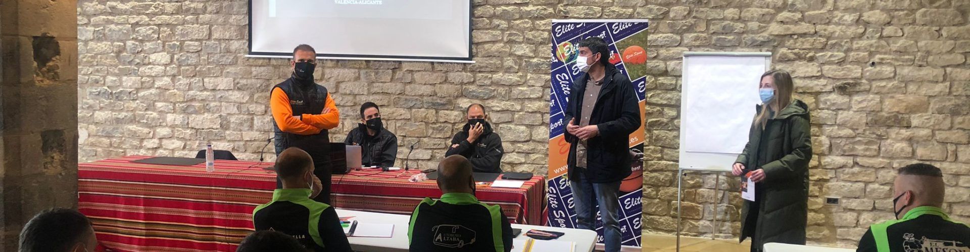 Fotos: Curs d’entrenadors de futbol a Morella
