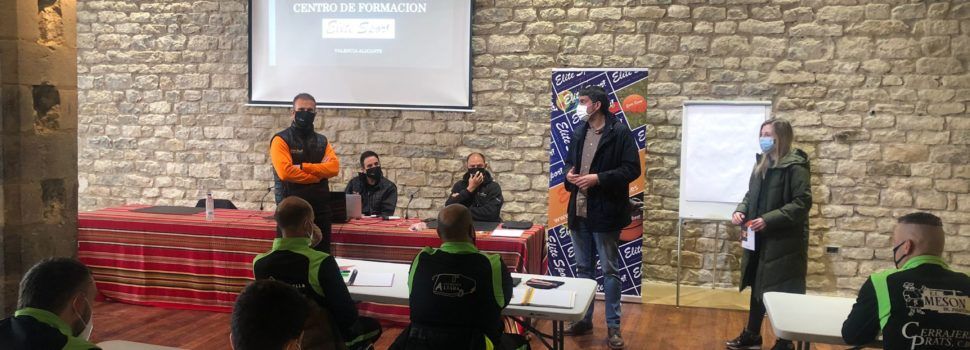 Fotos: Curs d’entrenadors de futbol a Morella