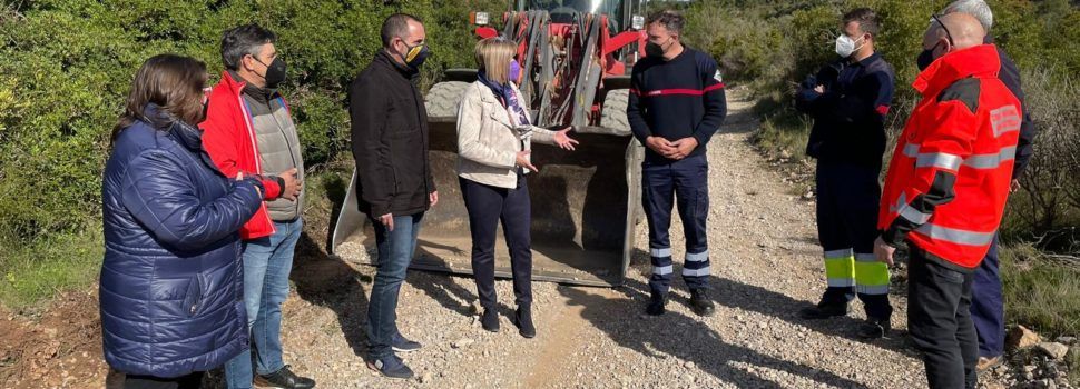 Maquinària del Consorci Provincial de Bombers arranja 20 kilòmetres de pista rural de Càlig