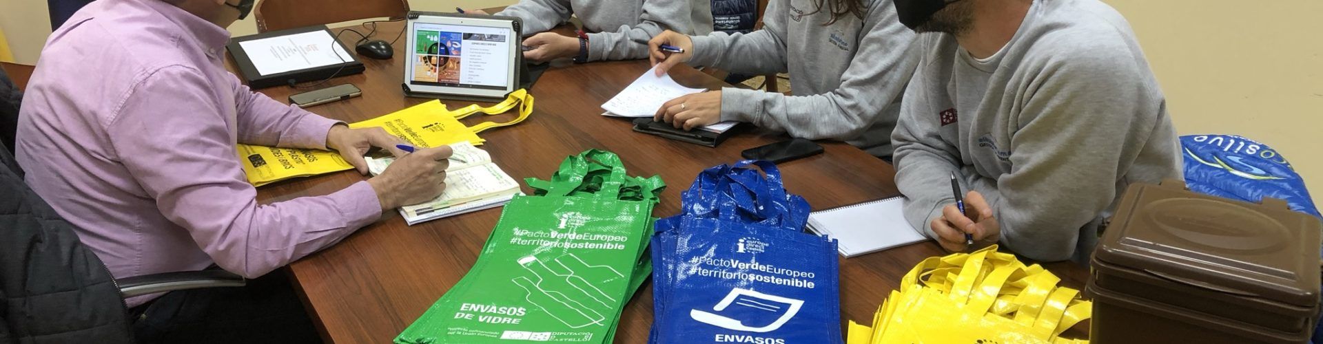 El Servei d’Educació Ambiental de la Diputació visita Santa Magdalena, avançant que es farà un Pla Local de Residus