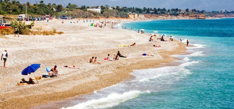 Surten a licitació dos xiringuitos a la Mar Xica per a la temporada estival