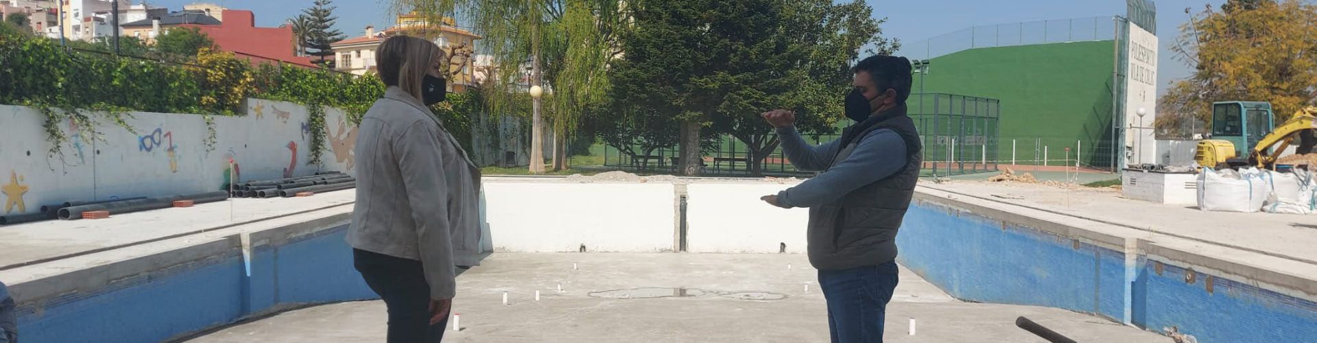 Continuen a bon ritme les obres de rehabilitació de la piscina municipal de Càlig