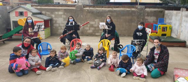 L’Escola Infantil de Vilafranca celebra Sant Jordi