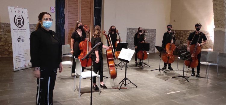 Concert de violoncels a Benicarló