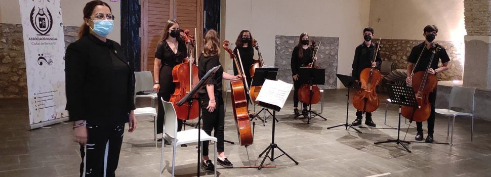Concert de violoncels a Benicarló
