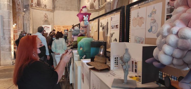 Exposició a Benicarló d’alumnes del Cicle Formatiu d’Artistes Fallers i Escenografia del CIPFP
