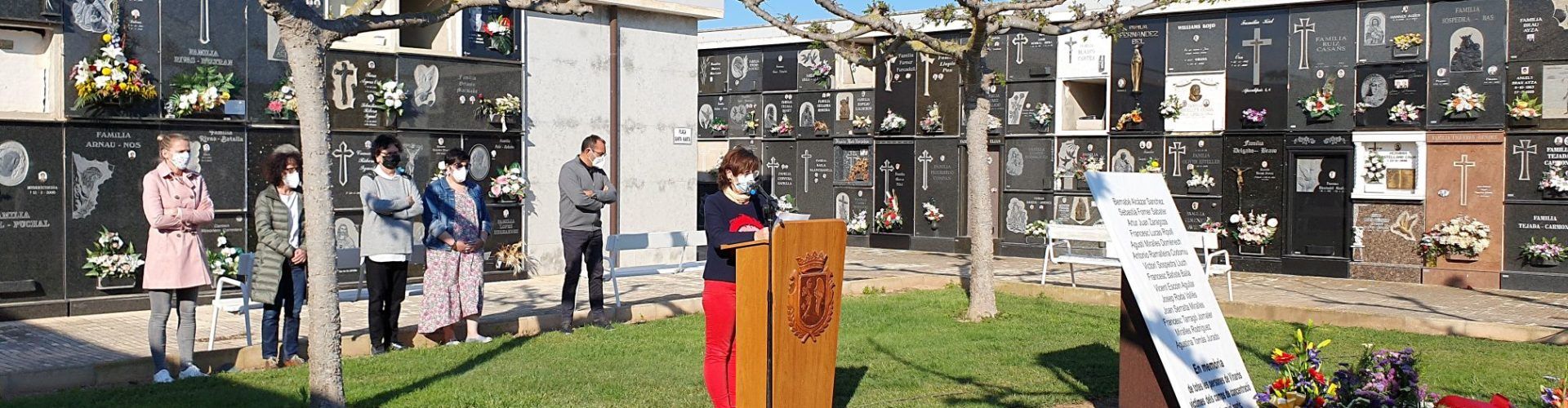Vídeo i fotos: Vinaròs homenatja les víctimes dels camps d’extermini nazi