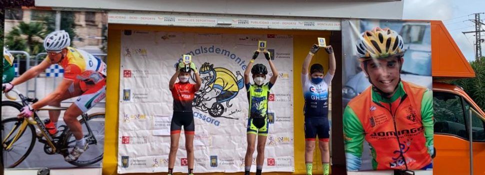Reunión en Almassora de las escuelas Ciclismo CNC Academy