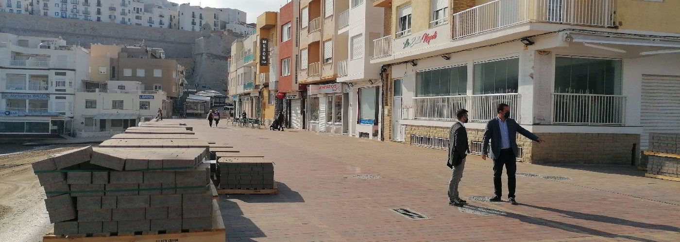 Peñíscola encara el final de las obras de reurbanización de la Avenida de la Mar