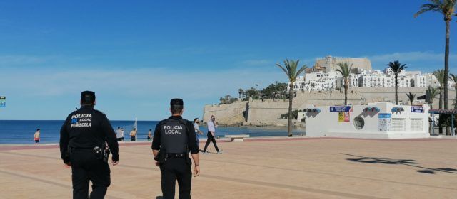 La Policia Local de Peníscola intensifica les patrulles informatives i de control per al compliment de les restriccions anti Covid