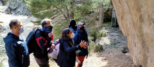 Portell inaugura la temporada de visites a l’Abric del Mas de la Rambla