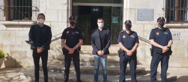 Dos nous inspectors de Policia Local prenen possessió del seu càrrec a l’Ajuntament de Vinaròs
