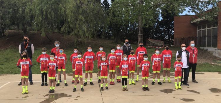 140 joves ciclistes es donen cita a la Reunió de les Escoles de Ciclisme de Santa Magdalena