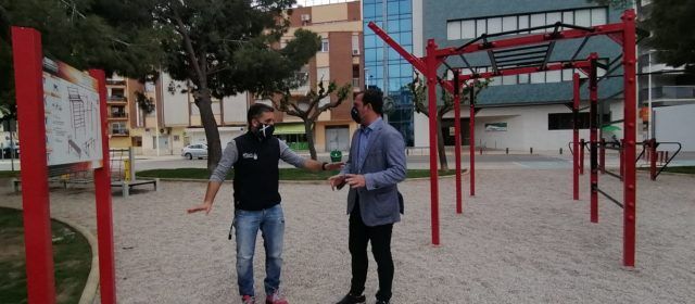Peníscola finalitza la millora de la zona de descans i esbarjo enfront de l’Edifici Sociocultural
