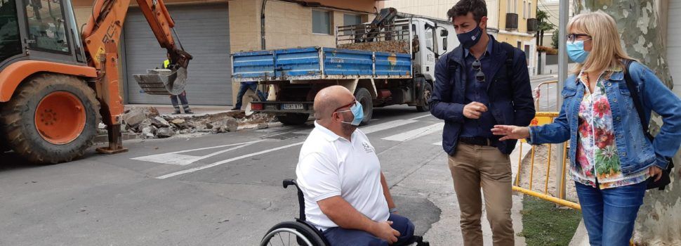 Benicarló millora l’accessibilitat dels passos de vianants a través dels pressupostos participatius