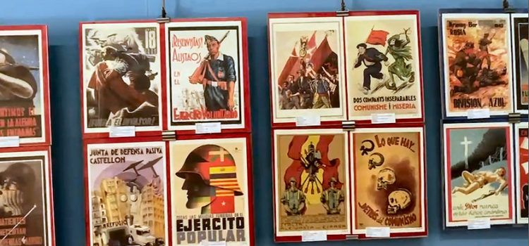 Exposición en “Amics de Vinaròs” de carteles de la guerra civil