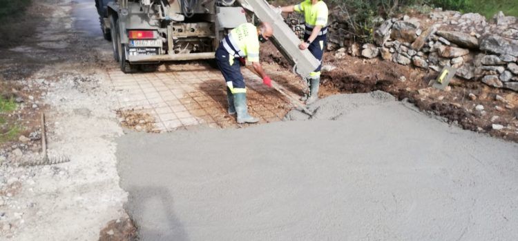 L’Ajuntament de Càlig pavimenta el camí Socors