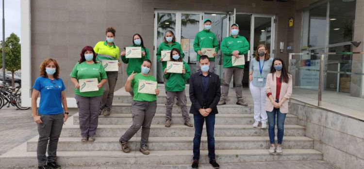 Els alumnes de l’Escola d’Ocupació Et Formem obtenen el primer diploma de certificació professional