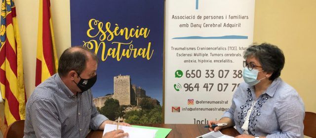 Santa Magdalena i Ateneu Maestrat signen un conveni de col·laboració