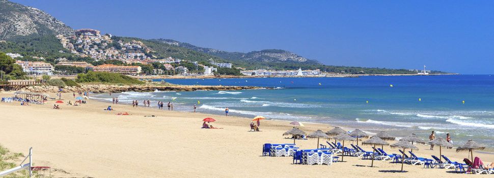 Alcalà-Alcossebre renova les cinc banderes blaves per a les seues platges i sender litoral