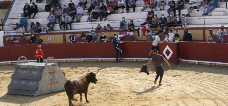 Vinaròs inauguró la temporada taurina provincial con tres ganaderías participantes