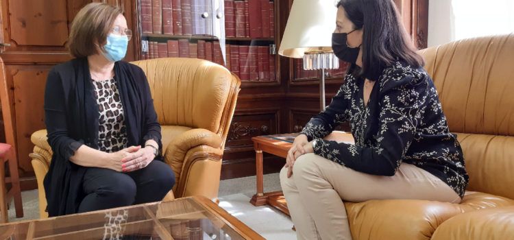 Visita a Benicarló de la nova directora territorial de Presidència de la Generalitat, Eva Redondo