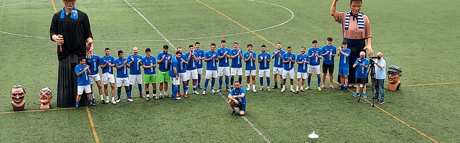 Fotos i vídeo: Els nanos i gegants celebren l’ascens del Vinaròs C.F.