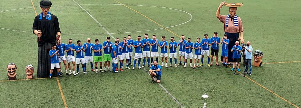 Fotos i vídeo: Els nanos i gegants celebren l’ascens del Vinaròs C.F.