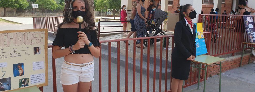 El CEIP Assumpció de Vinaròs recupera el “Living Wax Museum”