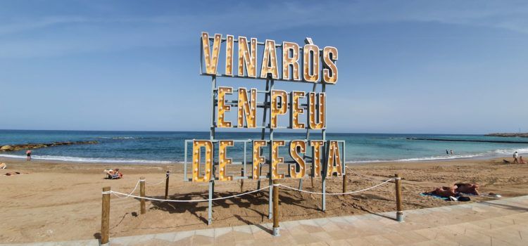 Fotos: Vinaròs en peu de festa…però amb precaució