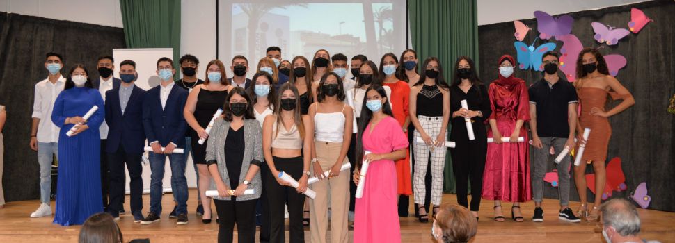 L’IES J.Coromines de Benicarló celebrà la finalització de curs de l’alumnat de 2n de batxillerat