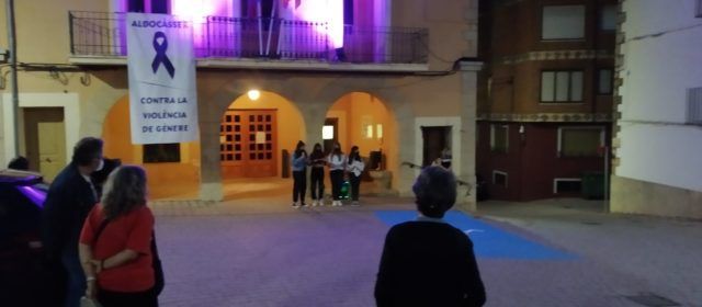 Albocàsser es manifesta contra la violència masclista