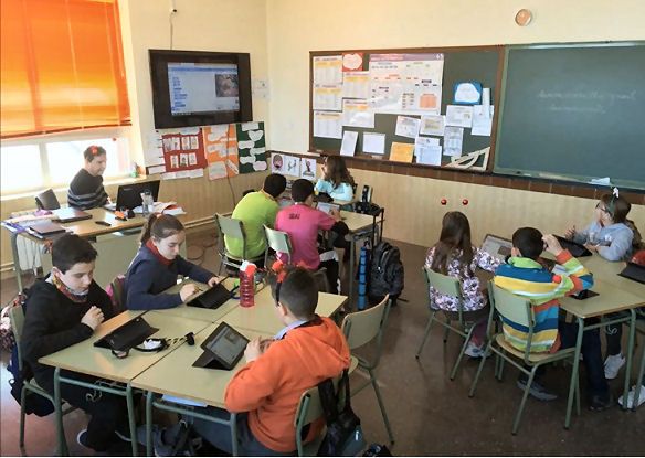 El CRA Araboga rep el reconeixement de Samsung Smart School