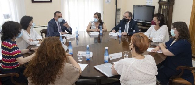 La Diputació i Institucions Penitenciàries s’alien per a reeducar als presos condemnats per violència de gènere