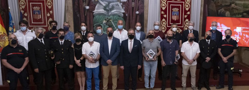 Bombers de Vinaròs, Benicarló, Xert i Salzadella entre els homenatjats per la Diputació per la seua jubilació