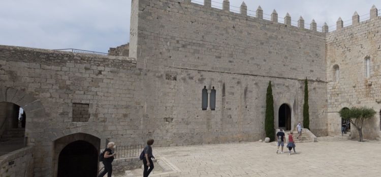 La Diputació de Castelló invertirà 466.000 euros en l’equipament expositiu al Castell de Peníscola per a fomentar les visites