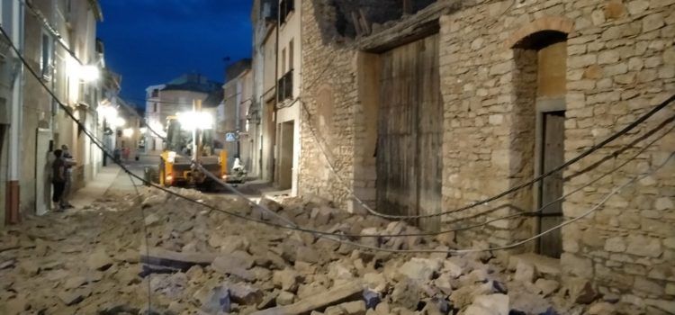 Derrumbe de una vivienda deshabitada en Catí