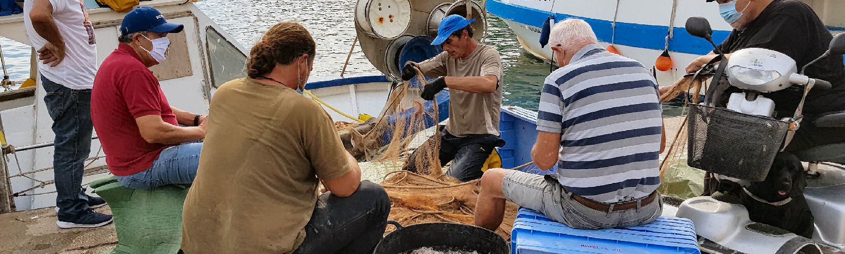 Los pescadores de artes menores de la Comunidad Valenciana también amarrarán la flota el viernes 4 de junio como protesta por el Plan de Demersales de la Unión Europea