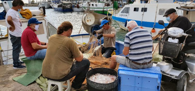 Los pescadores de artes menores de la Comunidad Valenciana también amarrarán la flota el viernes 4 de junio como protesta por el Plan de Demersales de la Unión Europea