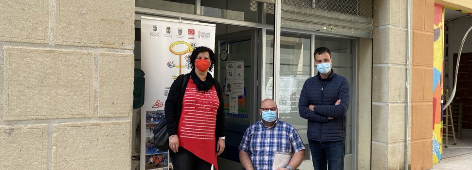 Puerta visita Cocemfe Maestrat a Vinaròs, reivindicant el paper de les associacions en la inclusió social de col·lectius amb discapacitat 