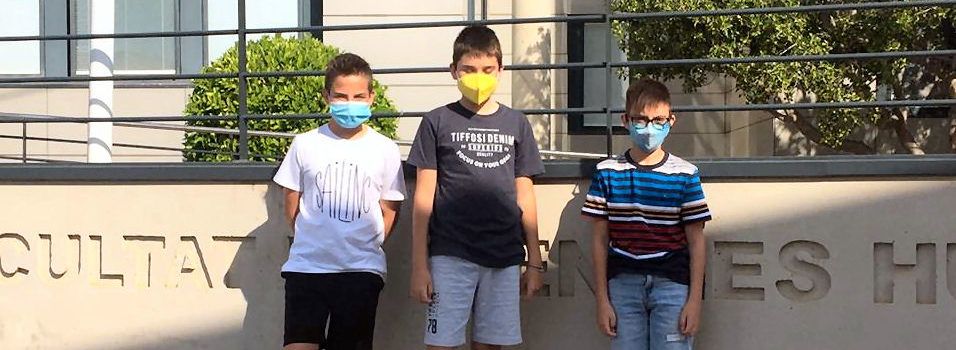 Tres alumnes de la Consolació de Vinaròs fan la prova per participar en Estalmat