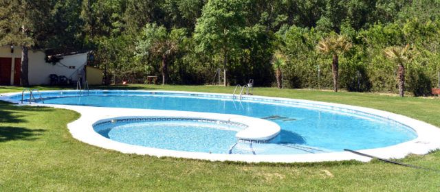 Obertes les piscines de Morella