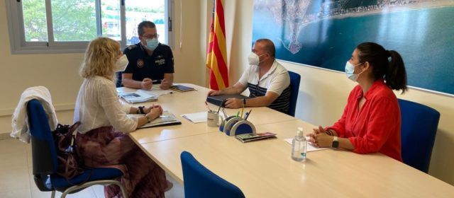 Peníscola s’alia amb Turisme CV per a controlar l’intrusisme en el lloguer d’habitatge d’ús turístic