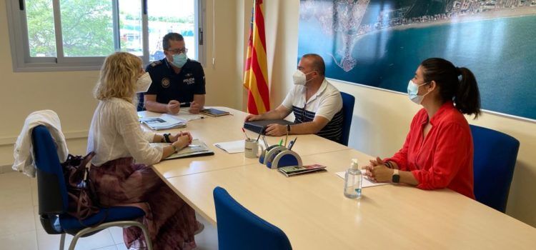 Peníscola s’alia amb Turisme CV per a controlar l’intrusisme en el lloguer d’habitatge d’ús turístic