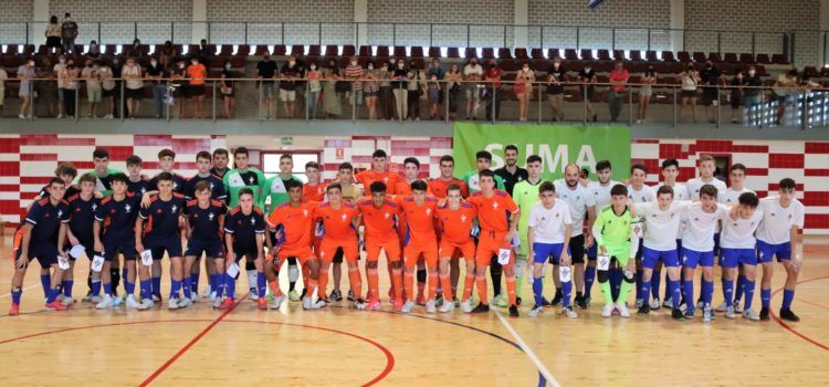 Marc Martí, cadete del Peñíscola FS, disputó un triangular con la Selección Valenciana sub16