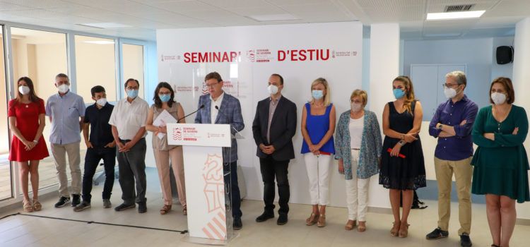 Ximo Puig diu a Benassal que la Comunitat Valenciana assolirà la immunització de grup abans del 9 d’Octubre
