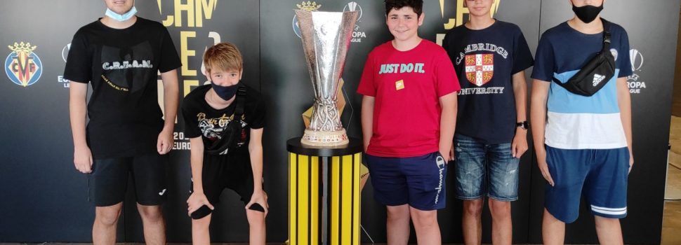 Fotos: Benicarló amb la Copa de la UEFA del Vil·lareal CF