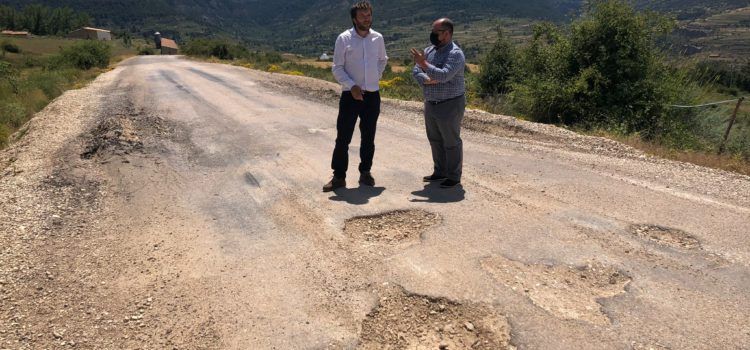 La Diputación de Teruel mejorará la conexión por carretera entre Tronchón y el límite con Castelló
