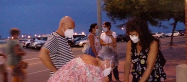 Bona acollida de la campanya de signatures de la Plataforma per la reobertura del JJ Cinema de Vinaròs